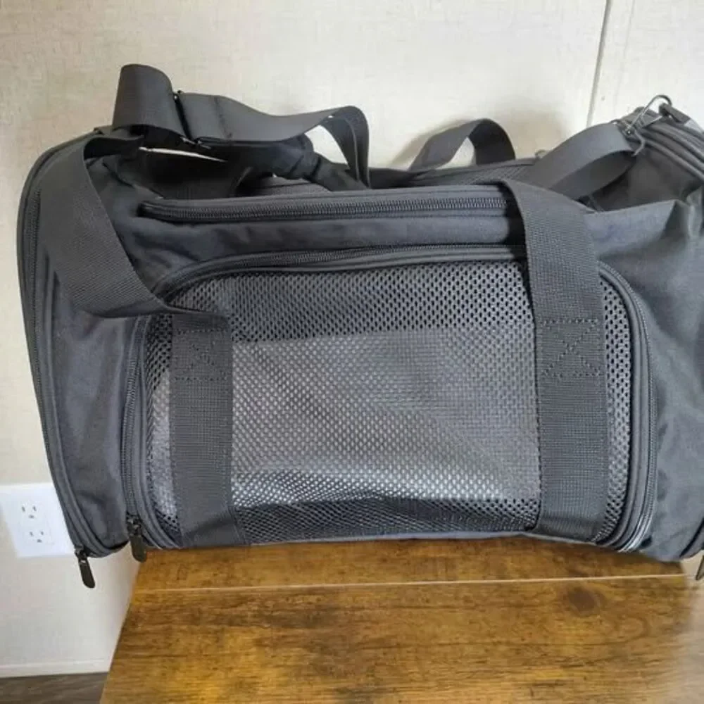 Cat Carriers, Dog Carrier